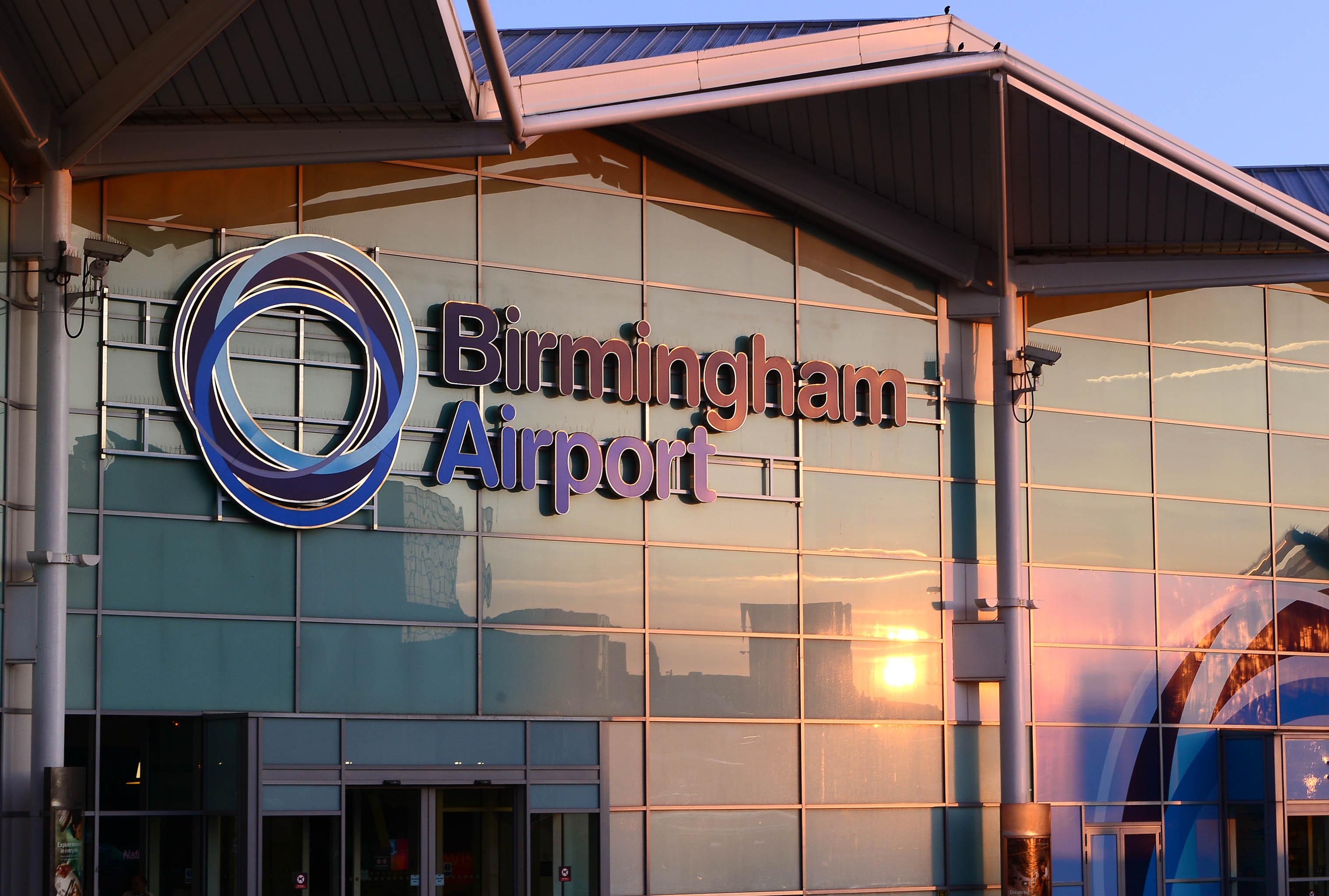 The Complete Guide to Birmingham Airport Transfers