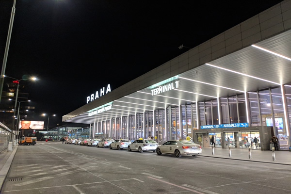 Vienna to Prague Airport Taxi