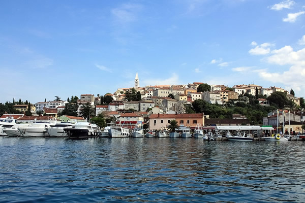 Pula Airport to Kostrena Taxi Rides
