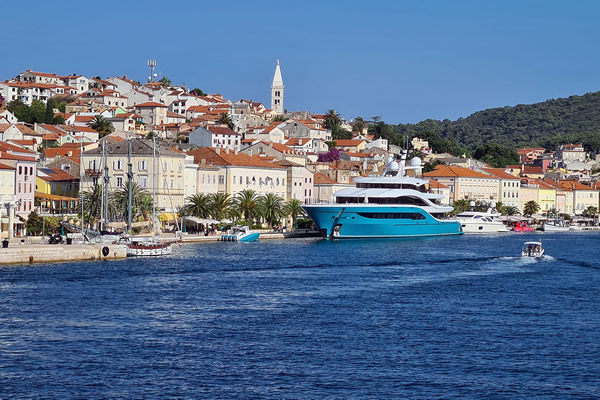 Pula Airport to Mali Losinj Taxi Rides