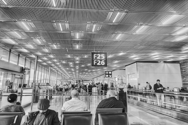 Charles de Gaulle Airport to Orly Airport Taxi Rides