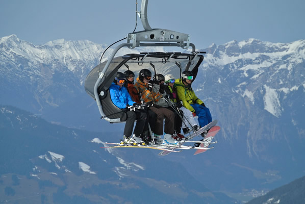 Isola 2000 Ski Transfers